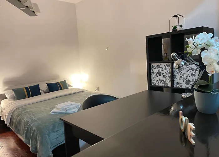 Fortress View דירה