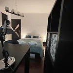 Fortress View דירה *